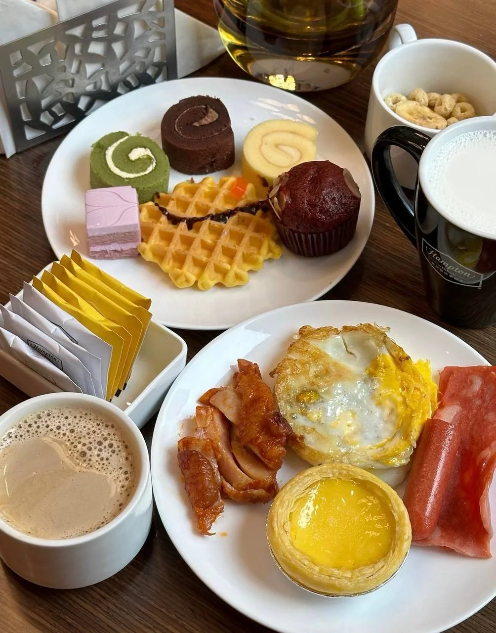 餐饮早餐与美食体验